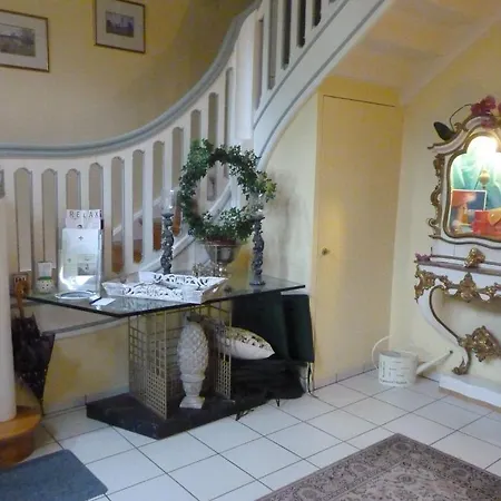 Kavaliershaus/schloss