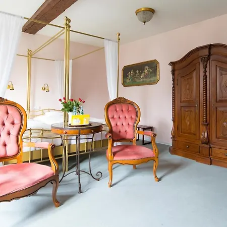 Kavaliershaus/schloss 4* Bad Zwesten