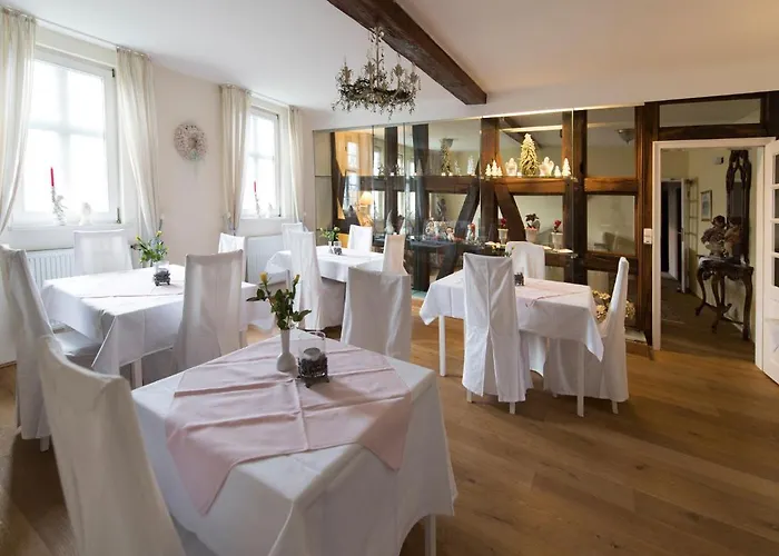 Kavaliershaus/schloss Hotel Bad Zwesten